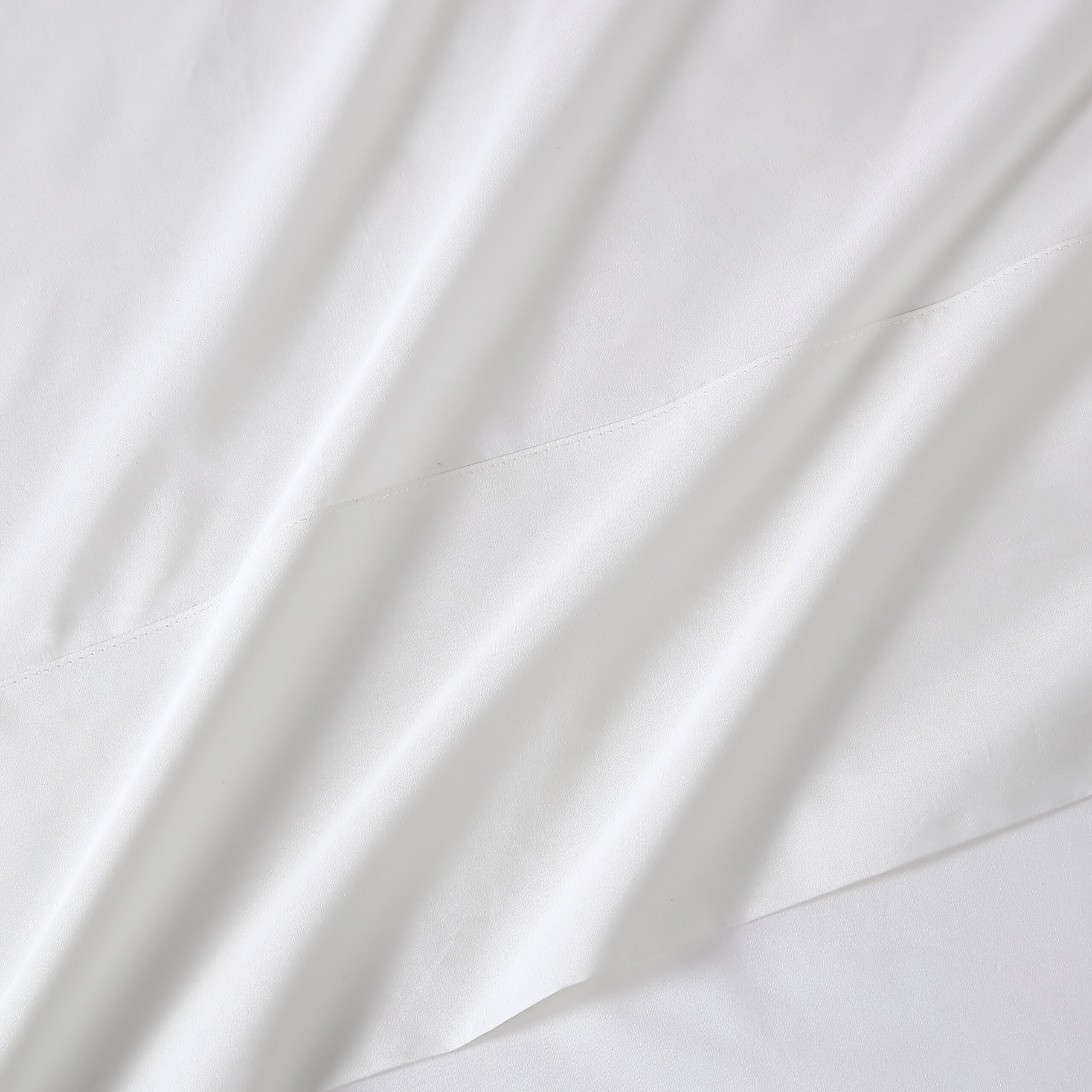 Egyptian Cotton Sheets Vs. Bamboo Sheets